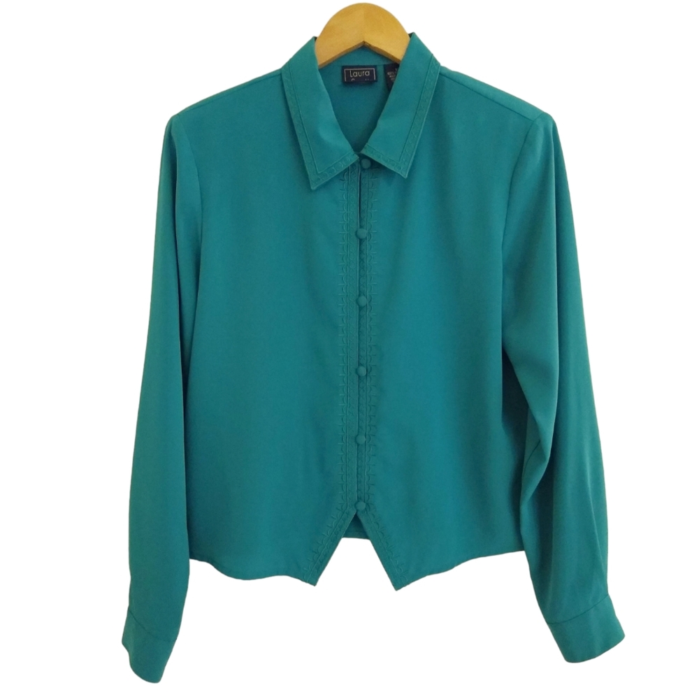 Vtg Embroidered Elegant Blouse